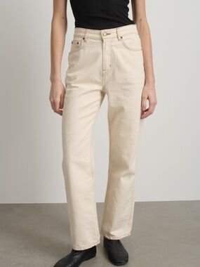 B SIDES Plein Relaxed Straight Jean in Clair, size 27